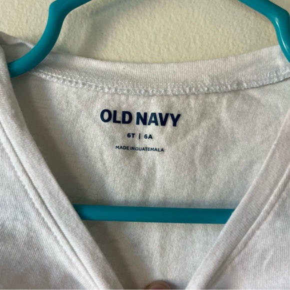 🌼 5/$25 Old Navy Girls Long Sleeve Graphic Tee Shirt Kindness Matters Size 6T - Picture 2 of 6